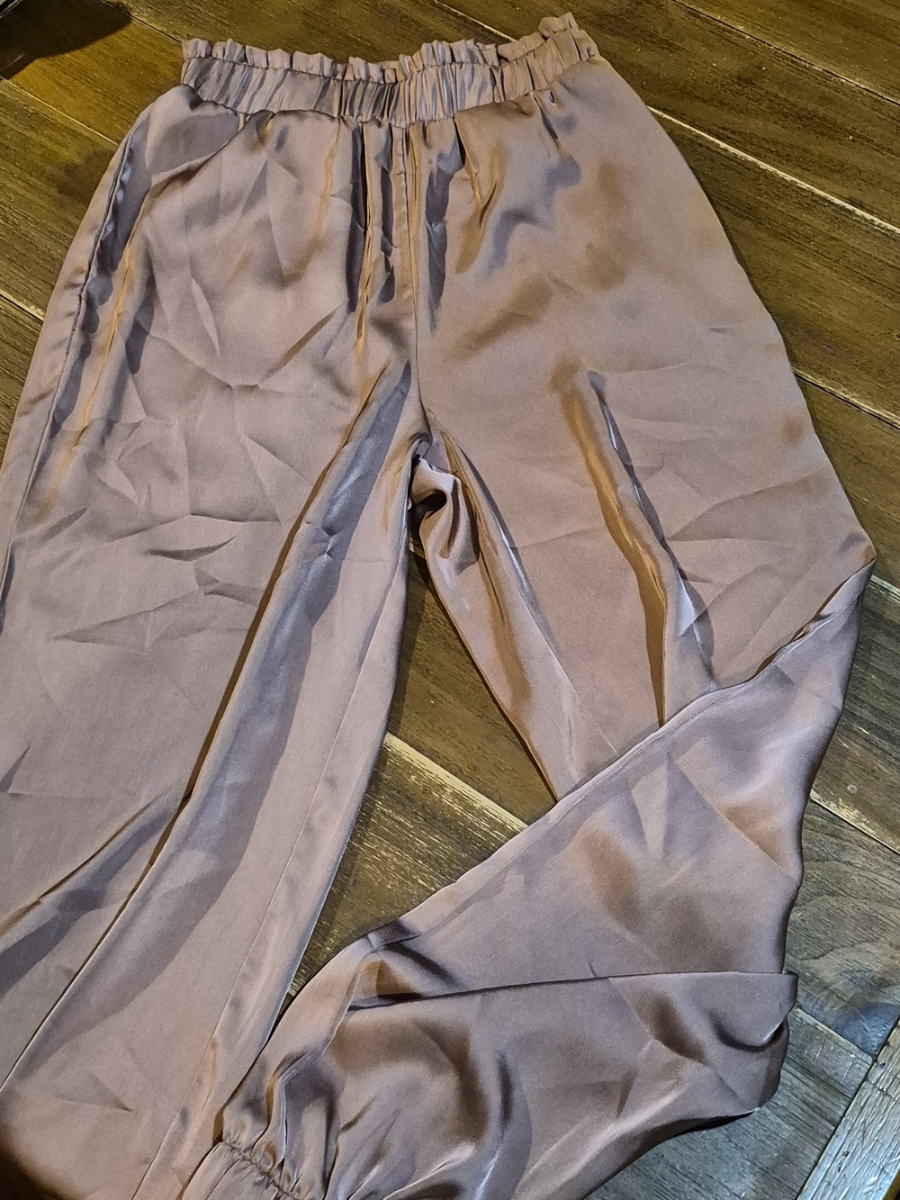 en;semble Luxe Satin High-Waisted Joggers - Mauve Taupe - Waist 24"-30"